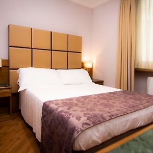 Small Double or Twin Room